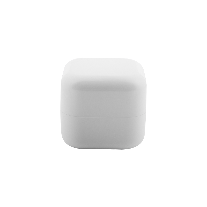 Pot à crème cosmétique rechargeable en forme de cube